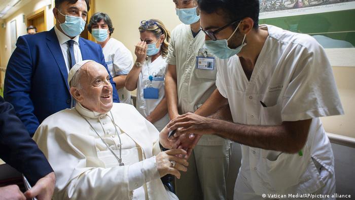 Hospitalizan al Papa Francisco por infección respiratoria 1 Papa Francisco en el Gemelli
