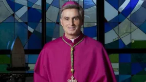 Obispo de Washington asegura que los sacerdotes prefieren ir a la cárcel antes que romper el secreto de confesión 2 Bishop Thomas A. Daly Washington