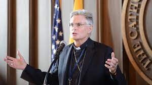 Obispo de Washington asegura que los sacerdotes prefieren ir a la cárcel antes que romper el secreto de confesión 3 Bishop Thomas A. Daly Washington