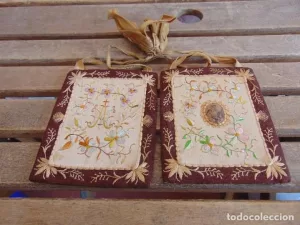 Los 2 sacramentales que la Virgen María nos ha regalado 2 Escapulario de la Virgen Maria