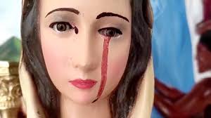 Falsos milagros: La estatua de la Madonna que sangra y el milagro de los ñoquis: la última sensación italiana. 3 FALSOS MILAGROS ITALIA