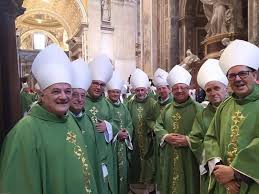 MUNDO CATOLICO obispos de Ecuador