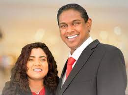 Pastor sudafricano es enterrado tras casi 600 días de espera por resucitar 2 PASTOR Siva Moodley