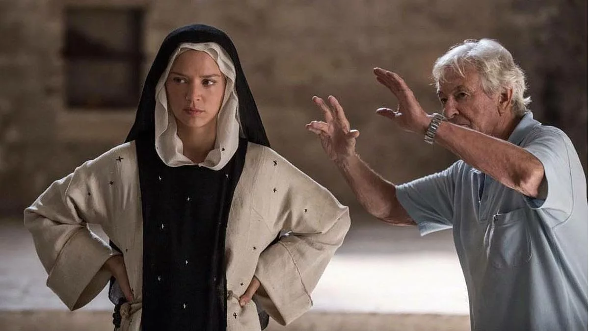 Escena de película que utiliza una estatua de la Virgen María como juguete sexual causa controversia 1 VIRGEN MARIA CONTROVERSIA