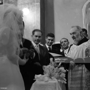 La Misteriosa Herida que Consumía al Padre Pío 5 padre pio
