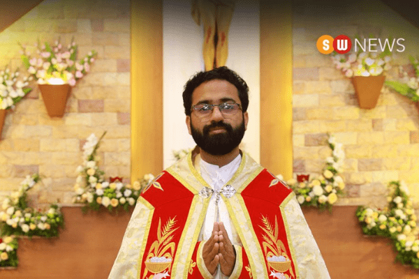 Médico se convierte en sacerdote Catolico en India 1 Medico indio convertido en sacerdote