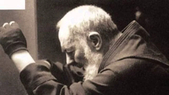 San Giovanni Rotondo: el destino perfecto para el turismo cristiano y la devoción a Padre Pío 1 Padre Pio en San Giovanni Rotondo