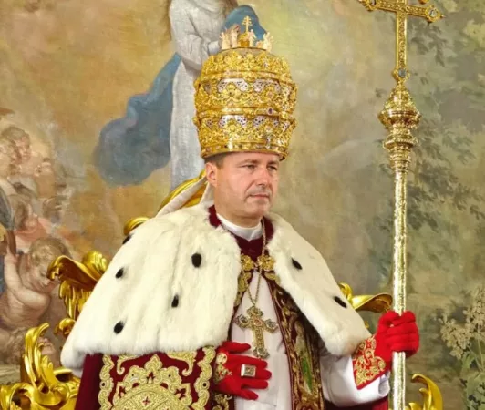 El falso papa de España: La Iglesia Palmariana y su controvertida historia 1 Antipapa Pedro III