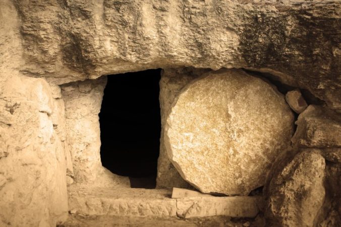 La oración del Sábado Santo: La Luz resplandece de nuevo en nuestros corazones. 1 sabado santo