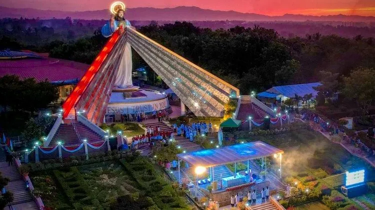 El Santuario de la Divina Misericordia en Filipinas: Un faro de amor y perdón para los peregrinos 1 Santuario Divina Misericordia Filipinas