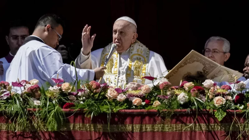 Papa Francisco echa una buena reprimenda al Cardenal Fernandez publicamente por Fiducia Supplicans 2 Papa Francisco