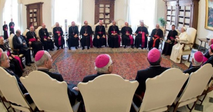 Obispos de las Antillas Francesas Rechazan Bendición a Parejas Homosexuales y en Situación Irregular 3 Parejas Homosexuales