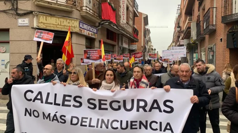 Altercado en Cestona: Grupo de Okupas Interrumpe Misa con Protestas Contra la Iglesia 2 Cestona