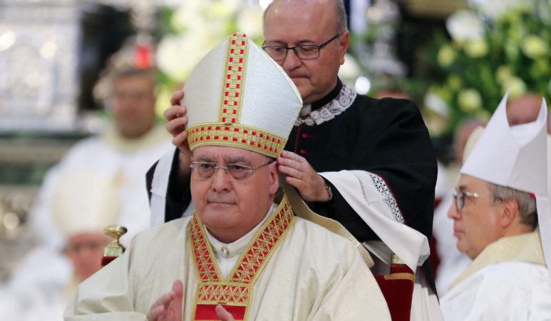 Mons. Gil Tamayo: Fiel a la Doctrina Tradicional sobre el Matrimonio 2 Mons. Gil Tamayo