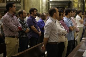 Argentina Enfrenta una Compleja Crisis Vocacional: ¿Cuál es el Futuro de la Iglesia? 3 CRISIS VOCACIONAL ARGENTINA
