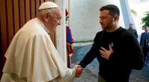 Una Visita del Papa Francisco: La Clave para la Paz en Ucrania, según su Embajador 2 PAPA FRANCISCO