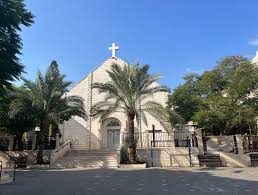 El Papa llama cada noche a la parroquia de Gaza desde el hospital, según el párroco