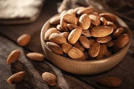 Almendras, Nueces y Avellanas: Beneficios y Propiedades según Santa Hildegarda 2 Almendras