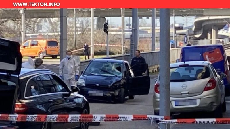 Un coche arrolla a una multitud en Mannheim