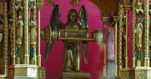 El Milagro Eucarístico de Brujas: La Preciosísima Sangre de Jesús y su Custodia en Flandes 2 Milagro Eucarístico