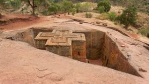 iglesias construidas en lugares imposibles