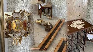 Profanan iglesia en México: destruyen el Sagrario y arrojan hostias consagradas al suelo 2 Profanan iglesia en México: destruyen el Sagrario y arrojan hostias consagradas al suelo