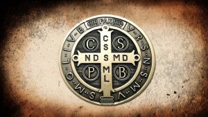 La Medalla de San Benito: el sacramental más temido por los demonios 2 sacramental