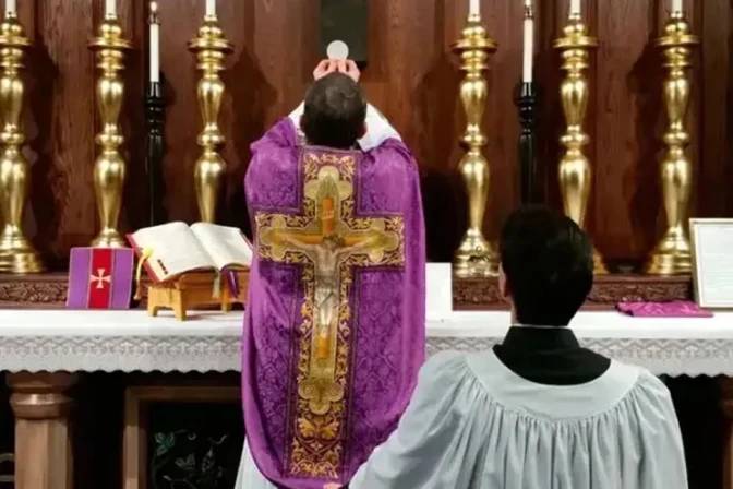 Cómo prepararte espiritualmente para la Misa: una guía sencilla 1 Misa